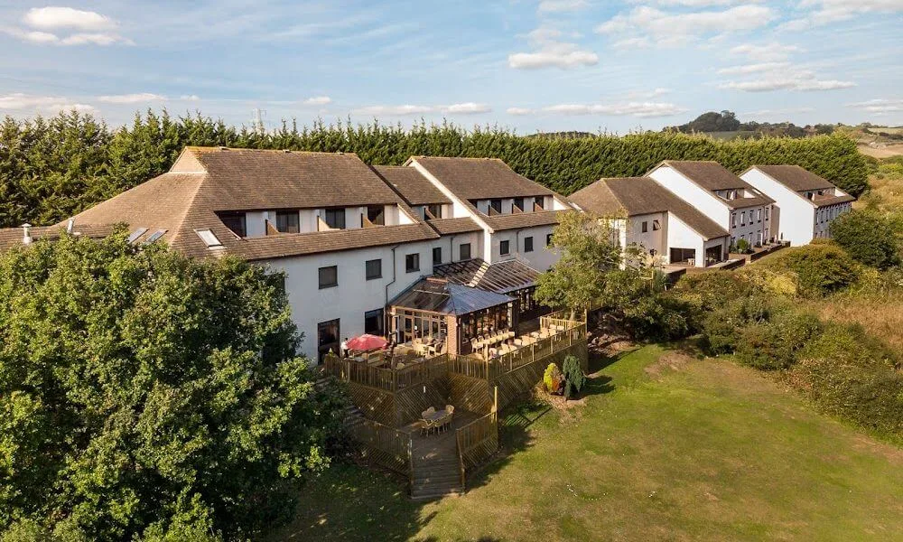 Passage House Hotel